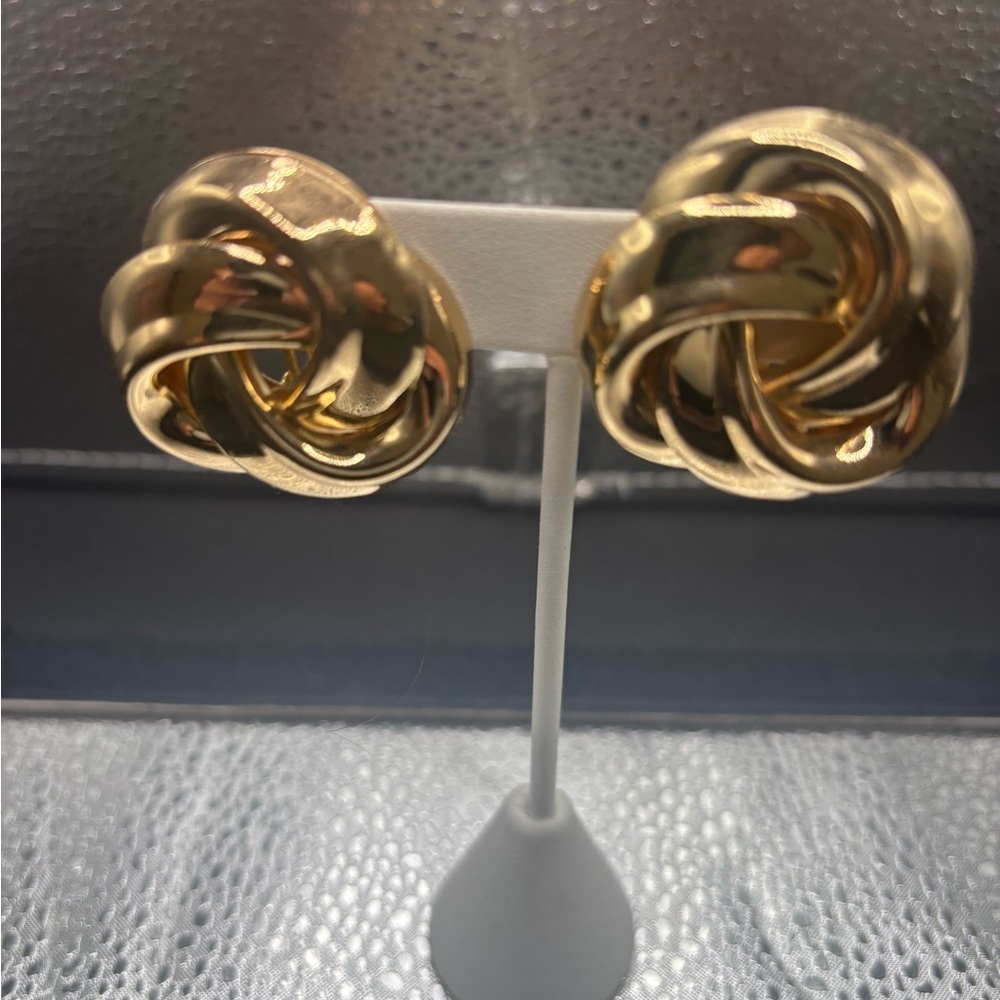 Elegant Gold Knot Earring Clip On Earrings